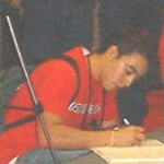 /Photos/2003WinterNAMM/score/Luis Briones.jpg
